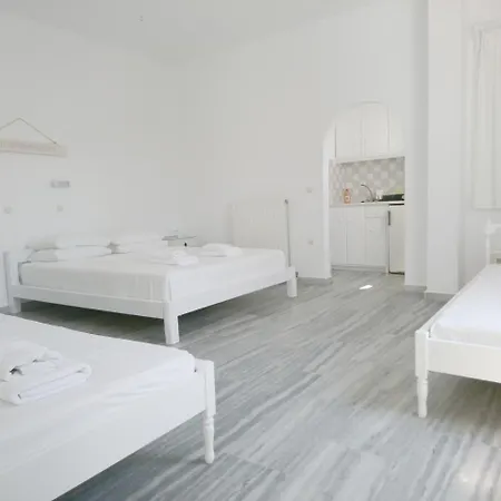 Klironomos Apartment Logaras