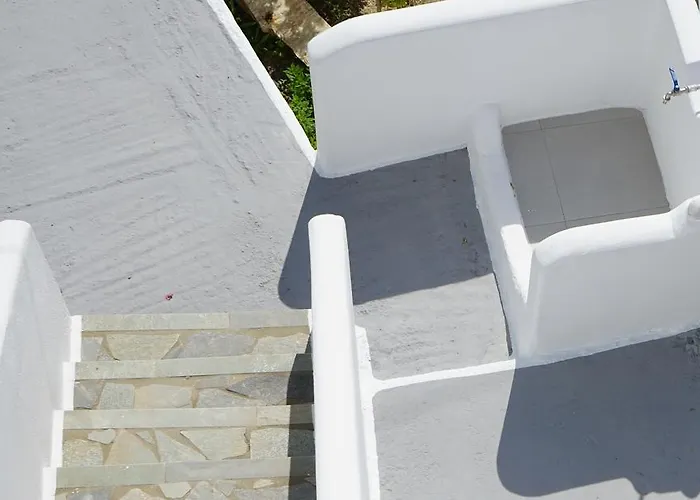 Klironomos Apartman Logarász