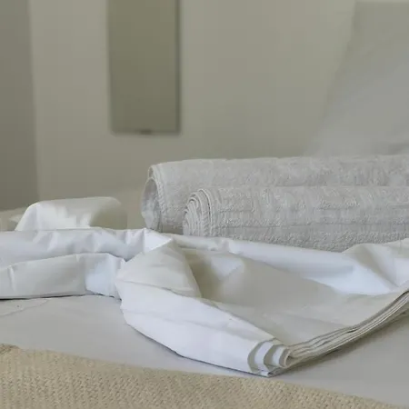 Klironomos Apartament *