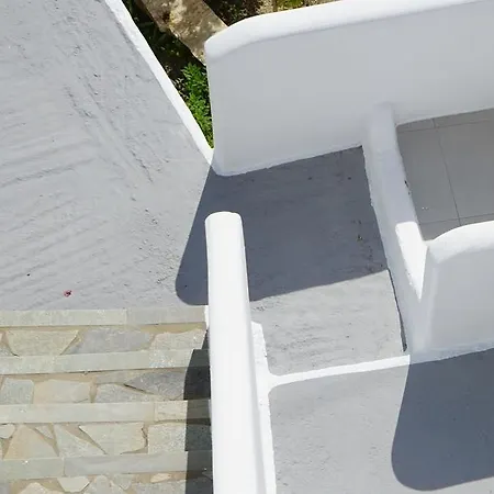 Klironomos Apartment Logaras