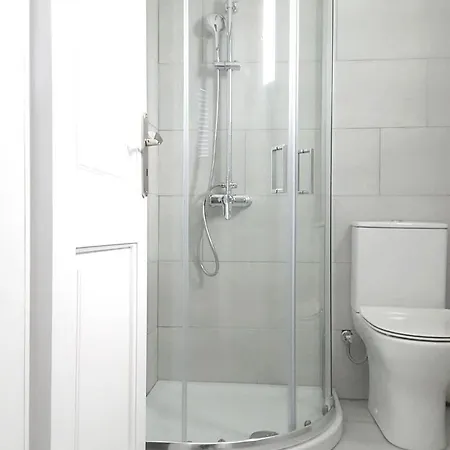 Klironomos Apartament *